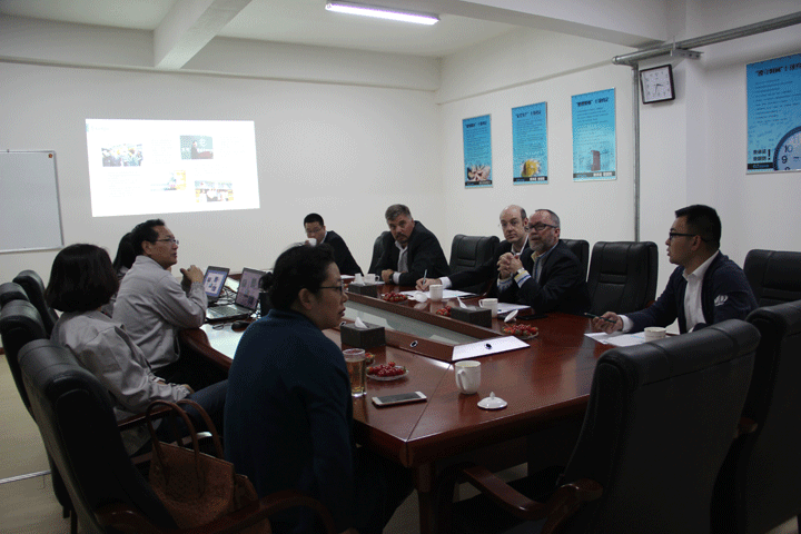 澳洲經貿代表團來金正考察工業(yè)水處理技術