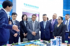 【攜手島嶼合作 共創零碳未來】密克羅尼西亞聯邦副總統阿倫·帕利克一行蒞臨煙臺金正環保參訪交流